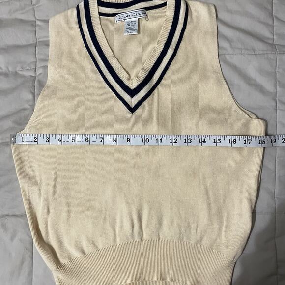 IZOD Club Sweater Vest Women Size Small Yellow Vintage 90s Cotton Blend Golf - Picture 3 of 6